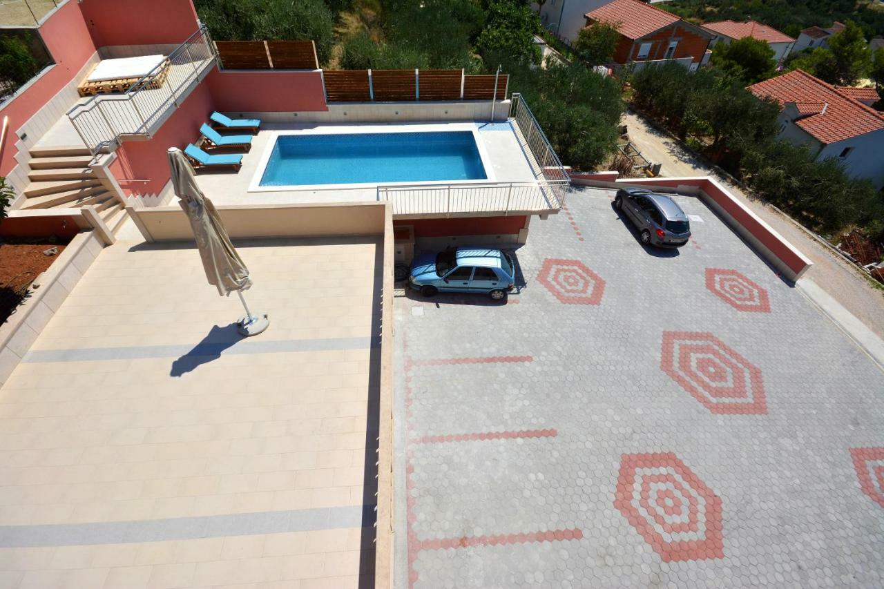 Apartman Lucic Apartment Split Bagian luar foto