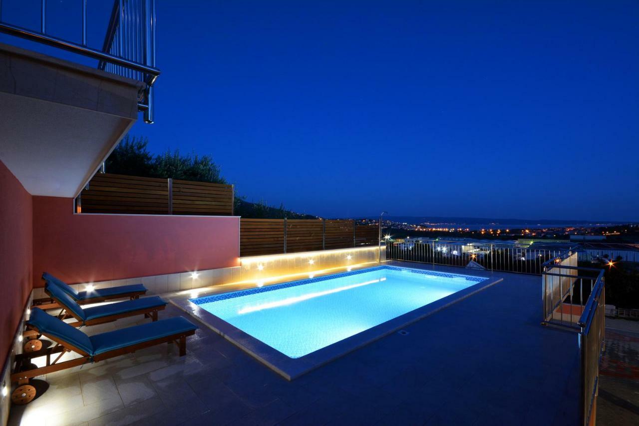 Apartman Lucic Apartment Split Bagian luar foto