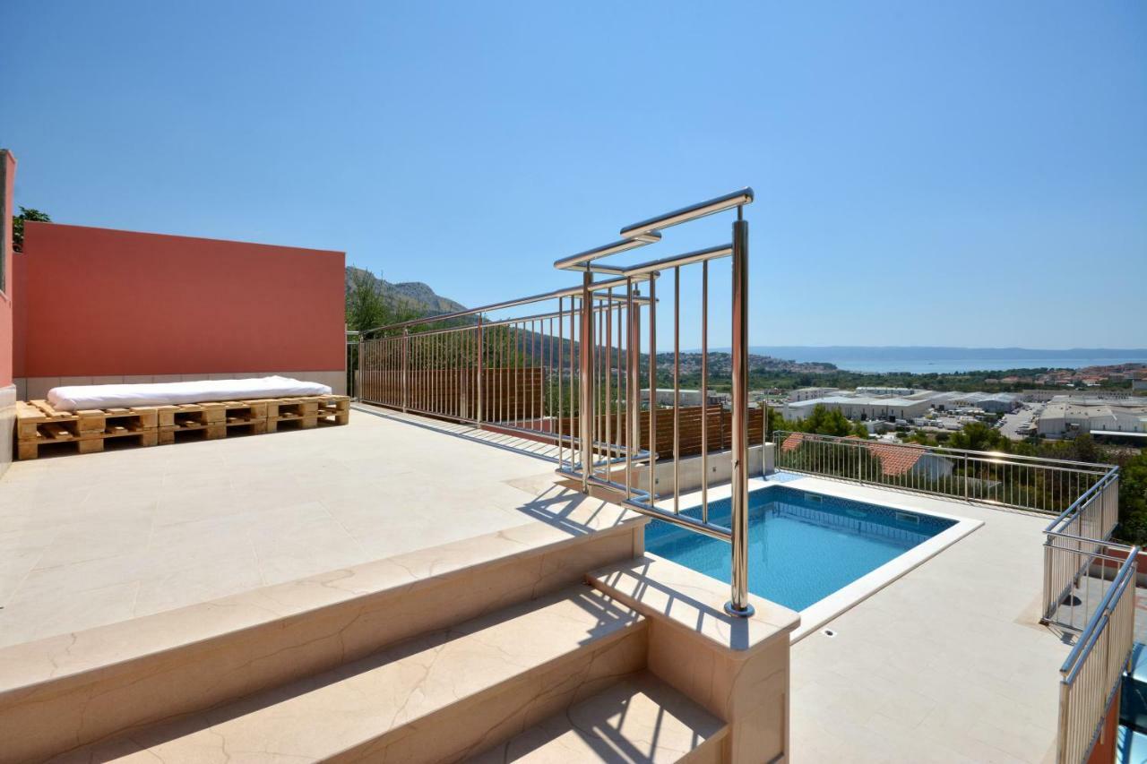 Apartman Lucic Apartment Split Bagian luar foto