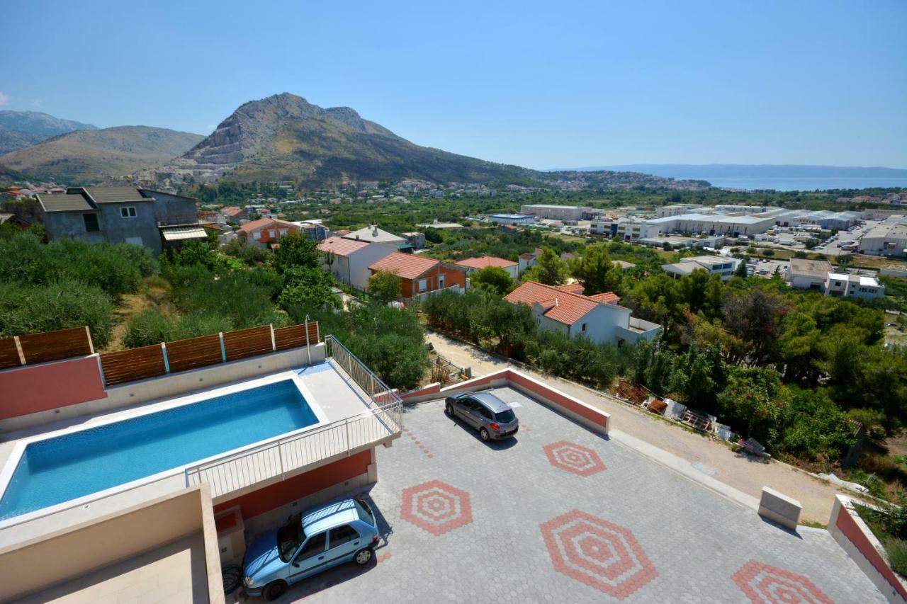 Apartman Lucic Apartment Split Bagian luar foto